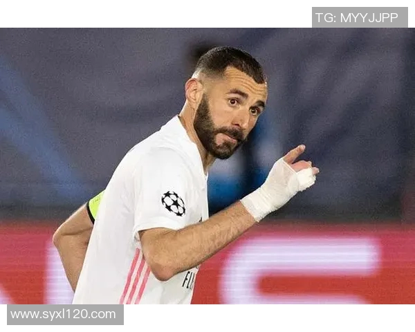 本泽马领衔球队新征程展望期待在赛场上再创辉煌成就